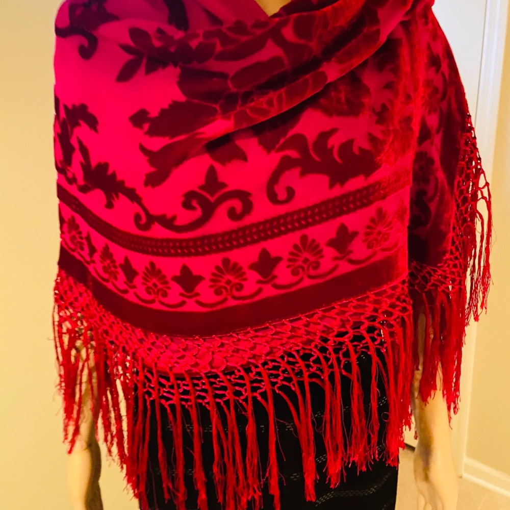 Large red scarf with fringe
